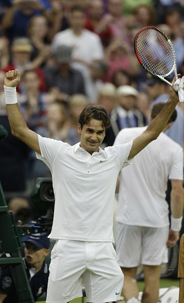  费德勒退役巡演引爆全场泪目